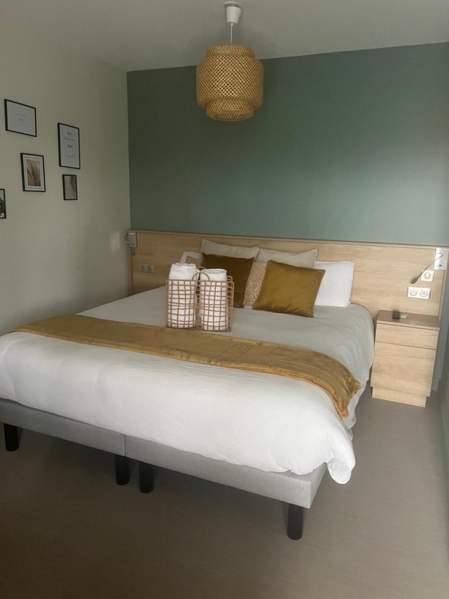 Chambre Privatisee L'Ermitage Vue Sur La Mayenne Château-Gontier Kültér fotó
